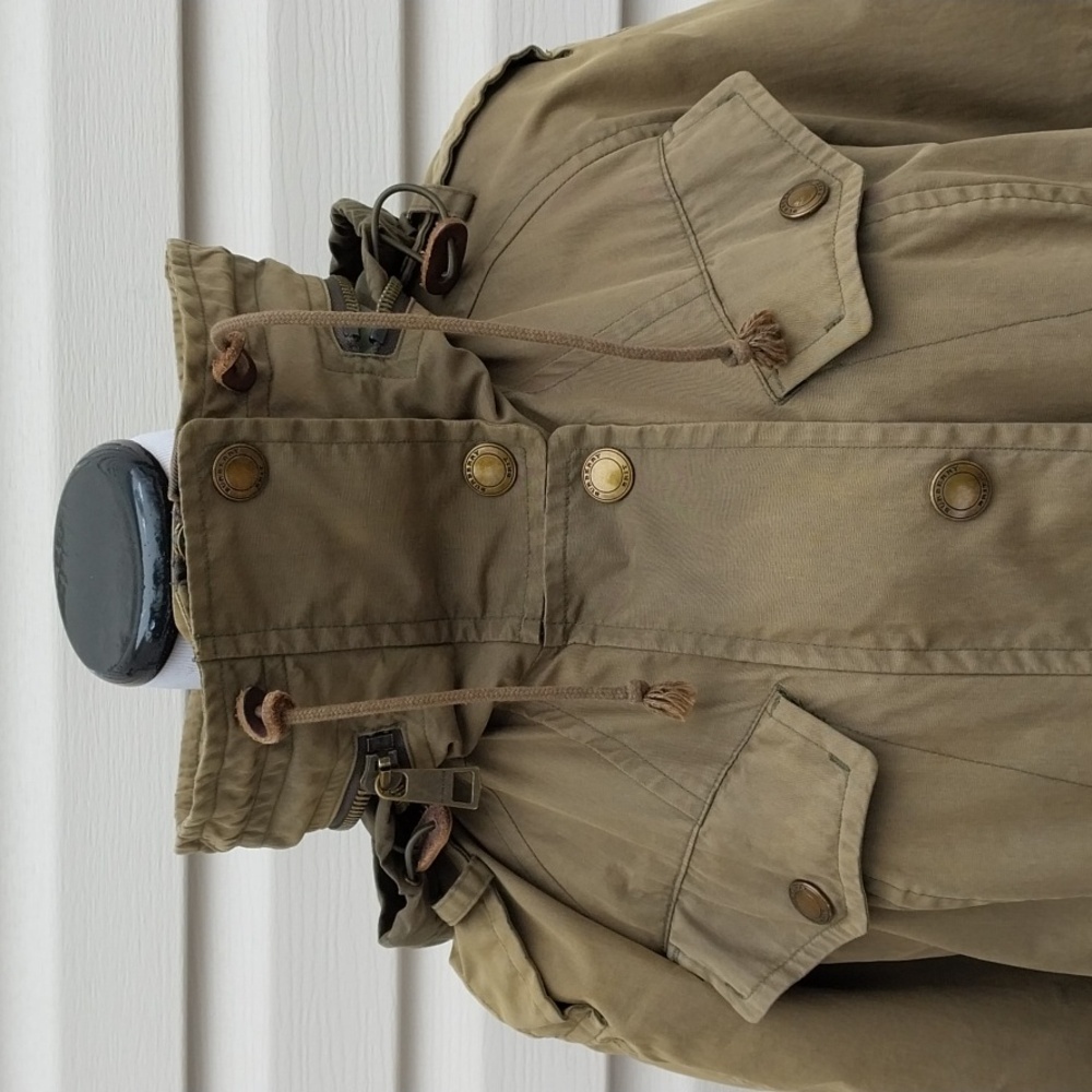 BURBERRY MILITARY GREEN HOODED JACKET ANORAK - Picture 2 of 12